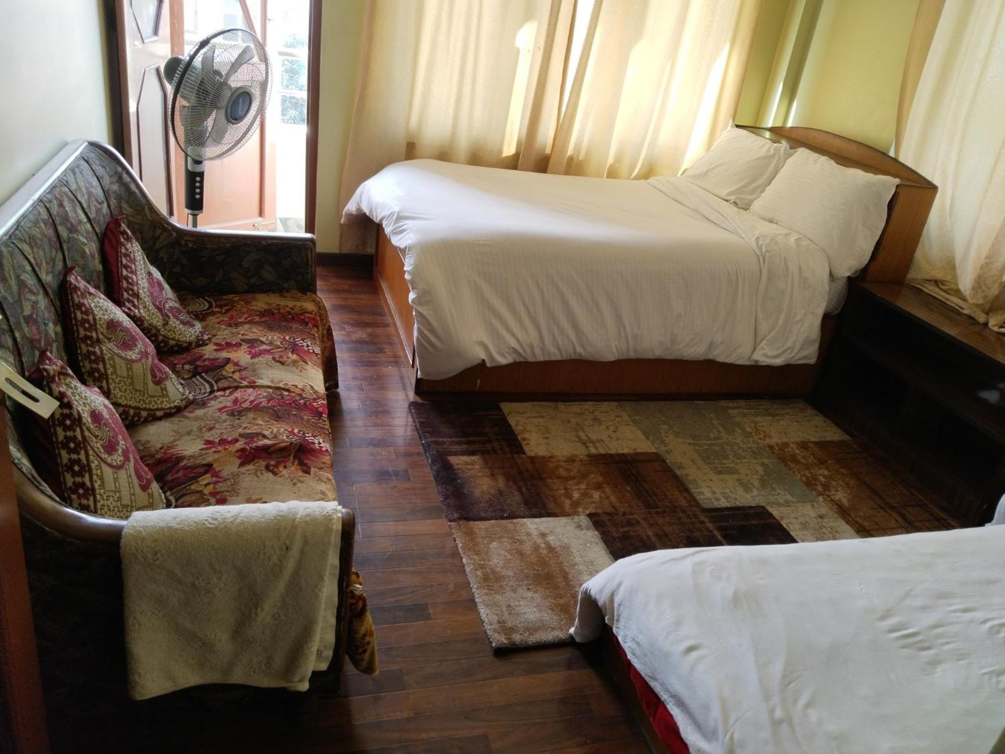 Kathmandu Airport View Hotel And Lodge 外观 照片